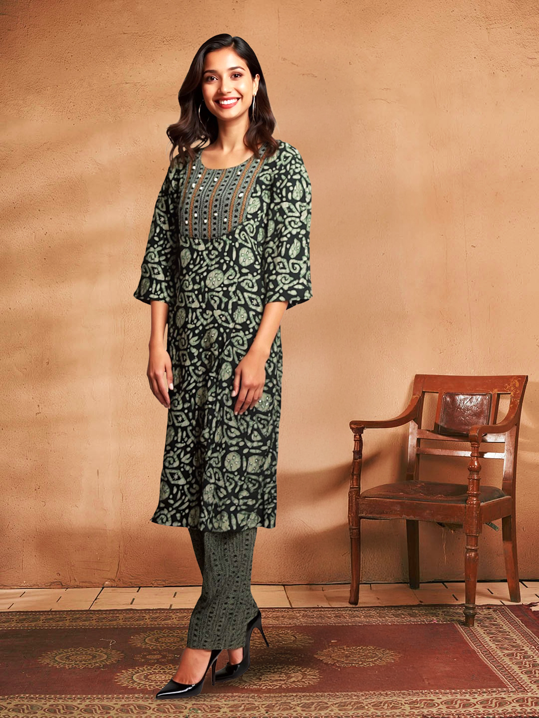 Picture of Elegant Traditional Printed Kurta with Pant Set